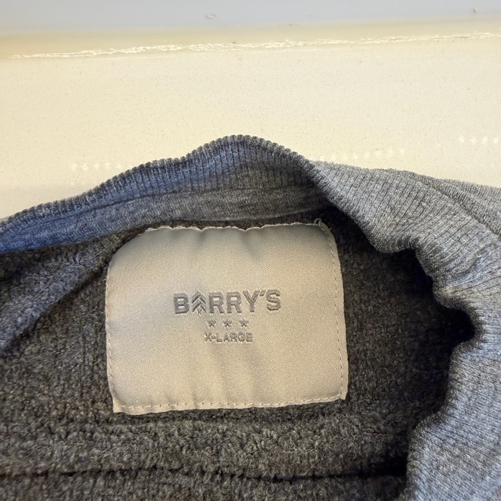 Barry’s Bootcamp Unisex Crewneck Sweatshirt – Size XL - Picture 3 of 4
